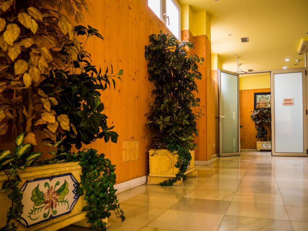 Hotel Bezana Lago Santa Cruz De Bezana Exteriér fotografie